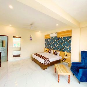 Hotel THE CELEBRATION BY AMOD